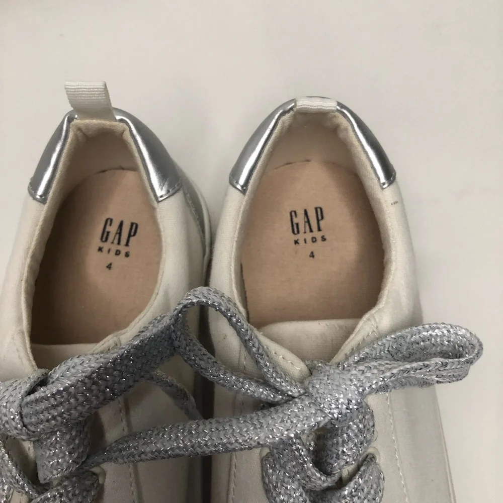 GAP kids cream
